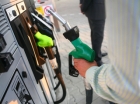 Urmeaza noi scumpiri: Preţul barilului de petrol în SUA a depăşit pragul de 70 USD, pentru prima dată după noiembrie 2014