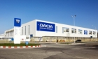 Uzina Dacia dă bani, de până la 100.000 de lei, angajaților care își dau demisia