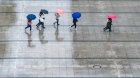 Vreme deosebit de rece și precipitații, pentru următoarele trei zile, în mai multe zone din țară. La munte ninge și se va depune un strat de zăpada
