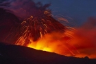 Vulcanul Etna a erupt iarasi