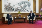 Xi Jinping i-a spus lui Henry Kissinger că "stabilitatea" cu SUA este încă posibilă, dar relațiile se află la "răscruce"

