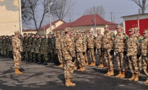 În caz de conflict militar doar 26% dintre tinerii români ar rămâne în țară pentru a o apăra!