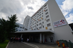 6 copii au murit în doar câteva zile după internarea într-un spital din Iași. Anchetă DSP de amploare: o infecție bacteriană pornită de la florile din cabinetul unui medic