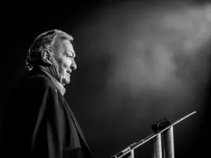 A murit autorul teoriei care a șocat lumea: omul care susținea că extratereștrii au influențat evoluția