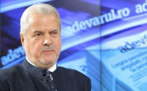 Adrian Năstase îl spulberă pe Klaus Iohannis!