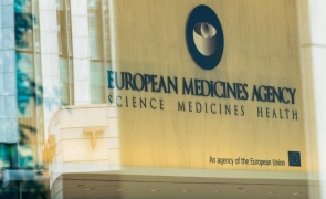 Alertă emisă de EMA: un vaccin anticoronavirus poate da alergii severe. A fost deja autorizat de SUA