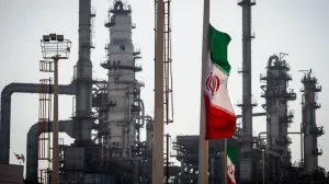 Anunț major de la Teheran după negocieri: Iranul spune că restricțiile asupra exporturilor de petrol au fost eliminate
