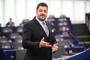 Apel la Reconstrucție Națională: Viziunea liderului conservator Claudiu Târziu pentru o Românie Puternică