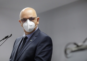 Arafat zice că în România certificatul verde este încă valabil cu două doze dar în curând legea se va schimba!