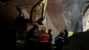 Băiețelul marocan de 5 ani căzut într-un puț adânc nu a fost scos nici după 5 zile. Se fac eforturi disperate pentru salvarea lui
