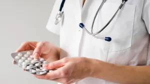 Banul e ochiul dracului: O femeie din Sibiu și-a ucis mama cu sânge rece - Planul perfect, ticluit împreună cu o asistentă
