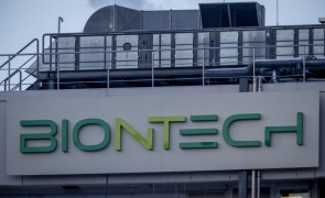 BioNTech, primul proces din Germania: Se judecă presupuse efecte secundare ale vaccinului anti-COVID-19