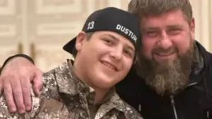 Blestemul familiei Kadîrov: Fiul lui Ramzan în stare critică după un accident rutier. Si liderul cecen este intr-o stare avansată de boală
