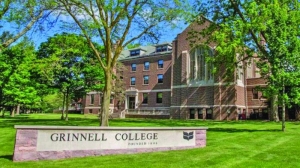 Bomba tuturor bombelor! Școala lui Cîțu la Grinnell College din SUA a fost plătită de