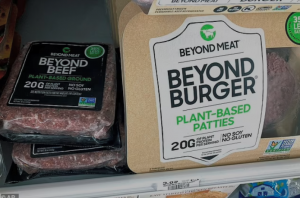 Carnea artificială din plante este mai rea pentru sănătate decât consumul de carne adevărată STUDIU