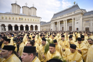 Ce salarii vor avea preoții, după intrarea în vigoare a noii legi a salarizării
