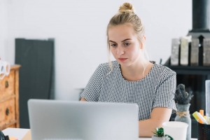 Centralizeză datele de prezență ale angajaților cu un software pontaj