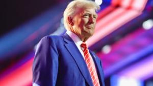 Cetățenie la televizor? SUA conduse de președintele Trump ia în calcul un reality-show pentru imigranți