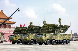 China a prezentat o armă cu microunde, capabilă să doboare roiuri de drone de la peste 3 km