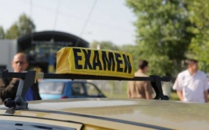 Comisar-şef de poliţie trimis în judecată pentru 16 infracţiuni de luare de mită. Cu cât îi