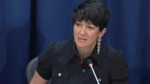 Conversații incendiare cu Ghislaine Maxwell - Noile dezvăluiri din dosarul Jeffrey Epstein scot la iveală o adevărată telenovelă
