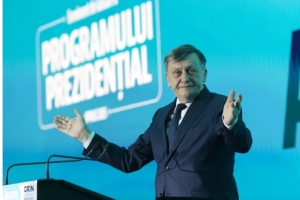 Crin Antonescu: România are o singură cale - spre Vest. Țara noastră e indispensabilă pentru redesenarea proiectului occidental