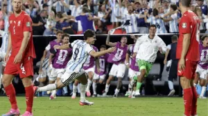 Cu un jucător în plus, Argentina s-a calificat dramatic în semifinalele Cupei Mondiale, evitând la limită loteria penalty-urilor
