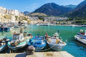 Cum poți obține cazare gratis în Sicilia sau Roma. Ghidul pas cu pas al Proiectului
