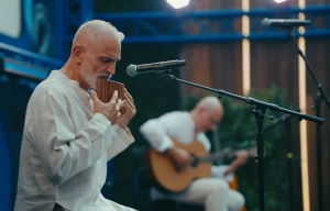 Damian Drăghici se încăpățânează să mai creadă în emoții reale și să sfideze Inteligența Artificială și răceala transumanismului fără de suflet!