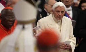 De asta s-a retras? Papa emerit Benedict al XVI-lea a fost dat în judecată pentru abuz sexual