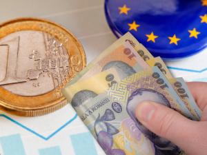 De ce a crescut brusc cursul euro-leu și cât de sus poate urca moneda unică? „Așa-zisele măsuri de reformă se reduc doar la creșteri de fiscalitate