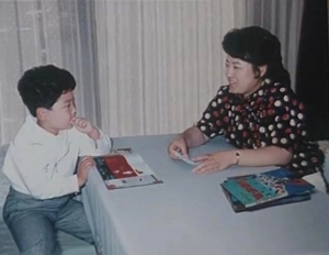 De ce Kim Jong Un nu vorbește niciodată despre mama sa și despre trecutul ei controversat

