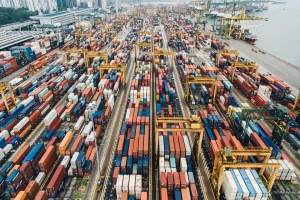 Deficitul comercial al Romaniei ajunge la 11,8% in primele noua luni