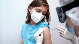 Democrații din New York vor sa voteze pentru separarea copiilor de părinți și să fie vaccinați fără acordul părinților!