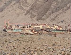 Descoperirea surprinzătoare după golirea lacului Vidraru. O relicvă a ieșit la lumină VIDEO
