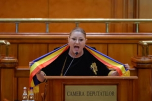 Diana Șoșoacă a fost amendată pentru insulte considerate discriminatorii la adresa lui Raed Arafat