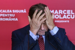 Fostul ministru al Sănătății Alexandru Rafila ar fi cel care a provocat un carambol cu patru mașini în Capitală. O persoană a fost transportată la spital