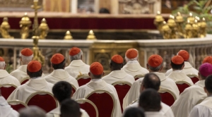 Fum negru in prima zi a Conclavului de la Vatican - Cele patru nume care se luptă pentru a fi ales noul Papă
