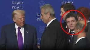 Incredibil de proști ce suntem: panarama lui Nicușor Dan la un Trump aflat in cadere libera va costa statul român peste 30 de miliarde de dolari