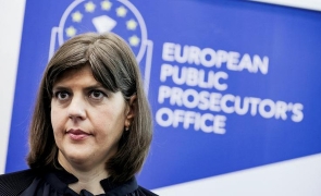 Kovesi a ordonat percheziții în România: Descinderi de amploare în București și trei județe, într-un dosar de fraude cu fonduri europene