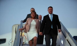 Listă: Iohannis a închiriat avioane la 2 săptămâni. 60% au făcut escală la Sibiu!
