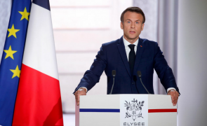Macron si Zelenski au ajuns la acord: Franța va echipa zeci de batalioane ucrainene cu tancuri și vehicule