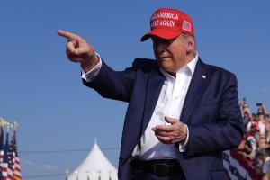 MAGA se transferă în MEGA: Revoluția lui Trump sosește în Europa.
