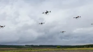 Mai multe drone neautorizate, detectate în apropierea unei baze din statul american Louisiana care adăposteşte bombardiere nucleare
