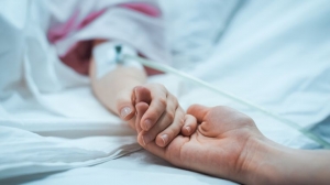 Medicii români au stabilit diferențele dintre hepatita „atipică