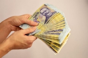 Ministerul Finanţelor a împrumutat astăzi 304 milioane lei de la bănci, la o dobândă de 4,47% pe an