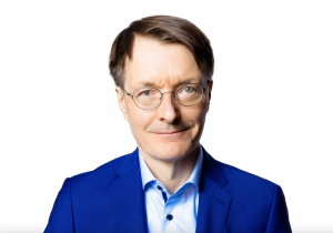 Ministrul Sănătății din Germania e acuzat de experți că bagă spaima în populație. El a declarat că urmează o