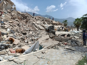 Miracol într-o biserică aflată în epicentrul cutremurului din Venezuela. Lăcașul s-a prăbușit, însă toți credincioșii au supraviețuit: „Dumnezeu a vrut să trăim