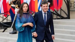 Nicușor Dan a împărtășit imagini de la recepția lui Emmanuel Macron. Alături de el s-a aflat și Mirabela Grădinaru
