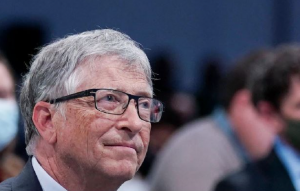 O luăm de la capăt: A înviat Bill Gates! Previziunile sumbre ale